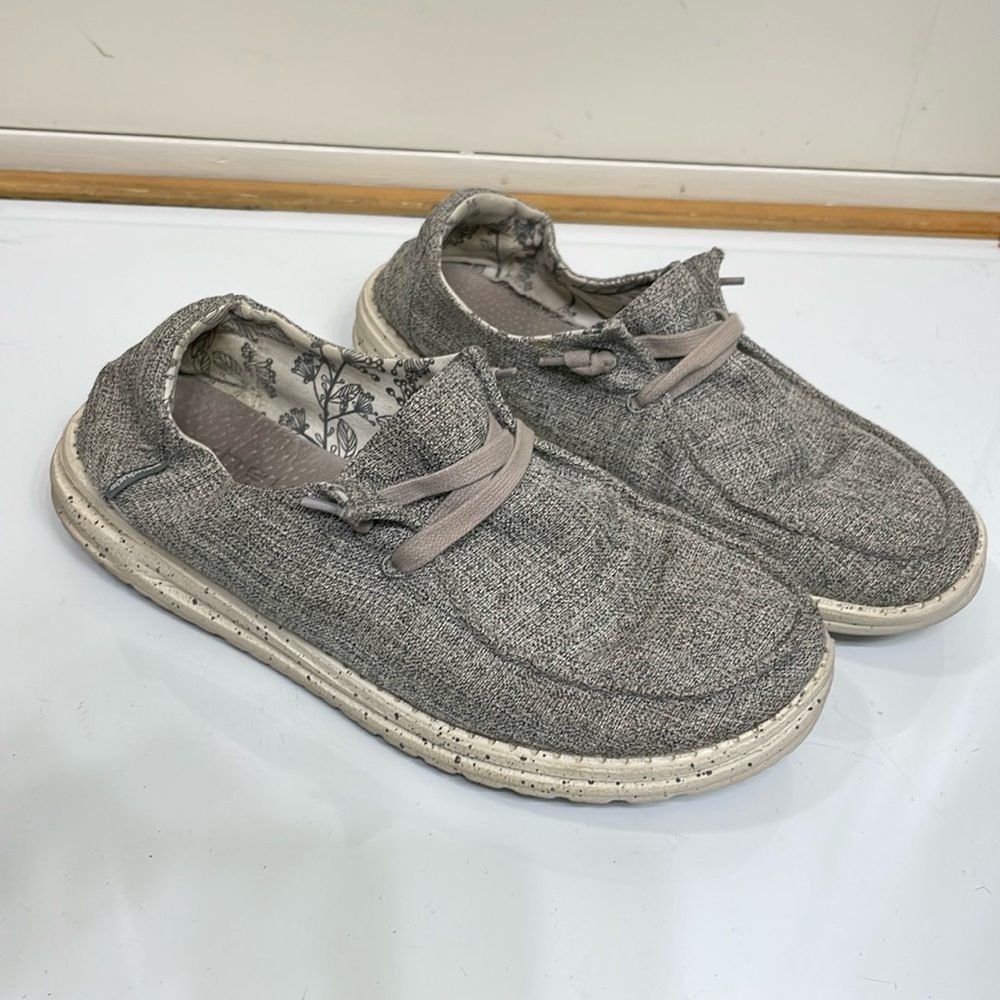 Hey Dude Wendy Linen Size 8 Loafers Gray Woven Slip On Flats Shoes‎